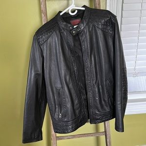 Levi’s black genuine leather jacket men’s large